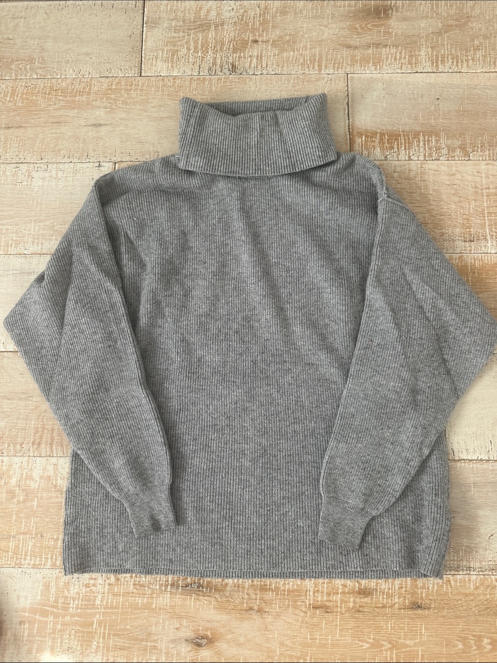Free People oversized Gray Turtleneck Ribbed Sweater